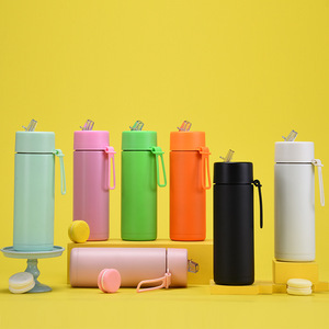 Eco friendly 22oz double wall vacuum insulated stainless steel travel water bottle with <b>ceramic</b> coating and straw lid leakproof - Product Image 6