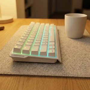 Clavier filaire USB Type C à 61 touches avec interrupteur rouge brun vert Clavier rétroéclairé RVB Clavier mécanique pour jeux Clavier compact - Product Image 5