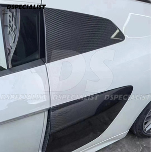 Panneaux de porte en fibre de carbone de style OEM <span class=keywords><strong>4</strong></span> pièces pour plaque de lame latérale <span class=keywords><strong>Audi</strong></span> <span class=keywords><strong>R8</strong></span> Gen1 - Product Image 4