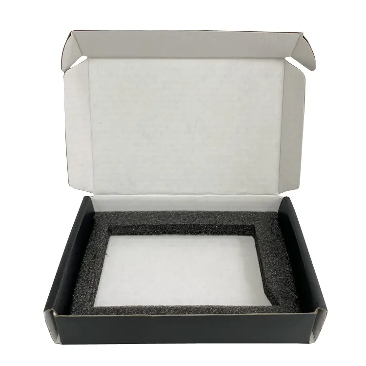 White kraft paper inside printed packaging boxes custom logo white cardboard package box