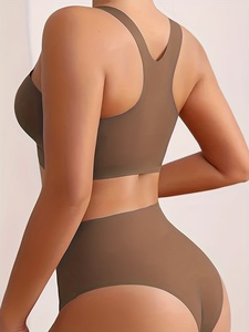 <span class=keywords><strong>Set</strong></span> di biancheria intima da donna <span class=keywords><strong>Set</strong></span> di reggiseno Push up con costine sportive senza fili <span class=keywords><strong>Set</strong></span> di reggiseni traspiranti senza cuciture - Product Image 4