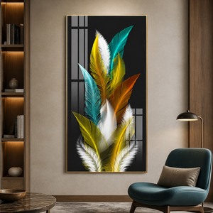 金色白色羽毛墙壁艺术印刷品垂直抽象植物画适合入口、卧室、酒店、平静的现代室内空间 - Product Image 2