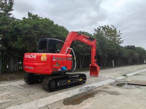 Excavatrice sur chenilles compacte Hitachi ZX70 d'occasion de 6,8 tonnes, certifiée CE/EPA, pour la construction - Product Image 6