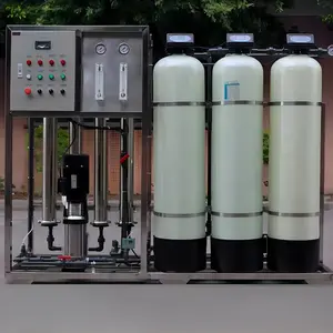 Système complet de traitement de l'eau 2000L/hr Ro 2t usine de filtre à eau par osmose inverse machine Ro 2000 litres par heure commerciale