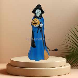 Figurine de sorcière lumineuse mystérieuse pour la décoration - Product Image 2
