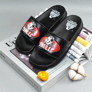 Vente de pantoufles en PVC pour hommes de <span class=keywords><strong>grande</strong></span> taille à la mode tongs pantoufles d'été logo personnalisé curseurs de maison unisexes - Product Image 6