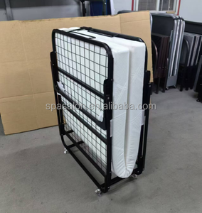 <span class=keywords><strong>Lit</strong></span> pliant avec roulettes verrouillables, <span class=keywords><strong>lit</strong></span> d'appoint portable avec rotation à 360° °   Roulettes pivotantes pour un déplacement facile - Product Image 3