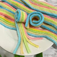 Fabricant Vente en gros Bandes fruitées acidulées personnalisées Bonbons Vente à chaud Gommes à la réglisse en poudre acidulée roulée aromatisée aux fruits en vrac