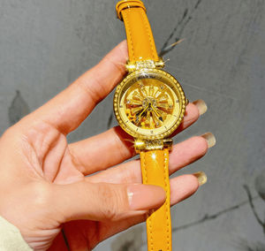 Orologio <span class=keywords><strong>da</strong></span> <span class=keywords><strong>Polso</strong></span> <span class=keywords><strong>da</strong></span> Donna con Charm a Girasole, Cinturino in Vera Pelle, Movimento al Quarzo, Allarme, Spessore 12mm, Resistenza all'Acqua 3BAR, Metallo - Product Image 1