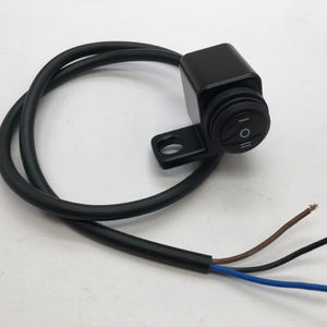 Accessoires pour motos, interrupteur de moto, interrupteur étanche à trois positions, interrupteur d'alimentation pour phare (feux de route/courtois) - Product Image 1