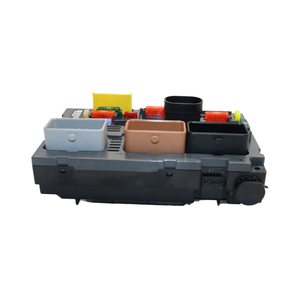 Ensemble de boîte à fusibles de moteur automatique 9807028780 9807028880 9675878480 9807028680 pour <span class=keywords><strong>Citroen</strong></span> - Product Image 6