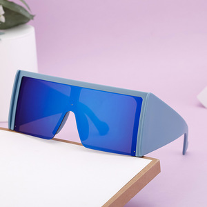 Lunettes de soleil surdimensionnées de style européen et américain pour hommes, monture noire en PC, protection UV400, design quadrilatère, pour le cyclisme en extérieur - Product Image 4