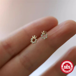 Boucles d'oreilles clous en argent sterling S925 pour femme, motif petit nœud rose, style niche, luxe léger - Product Image 3