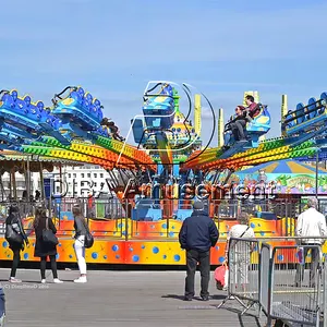 Populaire Attractie Pretpark Ritten Familie Spel 36 Personen Springen Bounce Machine Roterende Kinderen Ritten Te Koop
