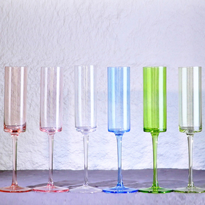 Verres à vin de <span class=keywords><strong>Bordeaux</strong></span> de style italien soufflé à la main en cristal de première qualité sans plomb minimaliste personnalisé grand vin rouge emballage cadeau de qualité supérieure - Product Image 1