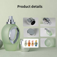 Flacon de parfum vert moderne avec capuchon de 43 mm, pulvérisateur argenté, couvercle chromé, accent avant ovale, emballage de parfum, bouteille en verre
