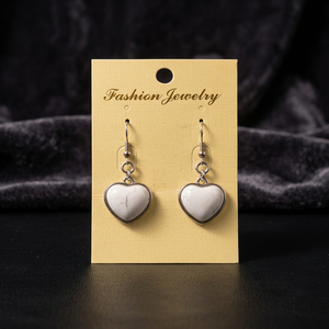 Boucles d'oreilles pendantes en pierre howlite blanche sculptée à la main, forme goutte d'eau, avec crochet argenté, bijoux fantaisie - Product Image 5