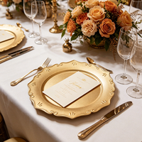 Lot de 50 Assiettes de Présentation Dorées Mat Élégantes et Durables en PP de 13 Pouces, Réutilisables pour Mariages, Hôtels et Décoration de Table de Banquet