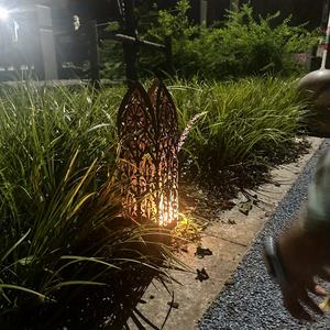 Décoration murale en métal rustique Art Déco - Ornement lumineux artisanal pour mariage en extérieur et décoration intérieure - Product Image 2