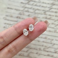 Boucles d'oreilles clous en or blanc massif 14k 18k avec diamants créés en laboratoire certifiés HPHT CVD VVS1 VS Stars Igi