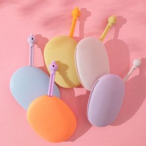 Chauffe-mains en silicone, mini chauffe-mains portables réutilisables auto-chauffants pour l'hiver, utilisation en extérieur, unisexe, respectueux de l'environnement HB 001 - Product Image 4