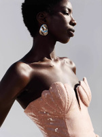 Robe longue d'été moulante à col halter, brodée de perles, design coquille européenne et américaine de haute qualité