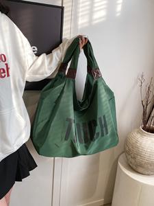 Sac à main personnalisé pour maman, sac de voyage, grande capacité, sac de yoga décontracté, sac à bandoulière en nylon pour femmes - Product Image 2