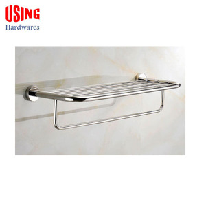 Juego de <span class=keywords><strong>accesorios</strong></span> de <span class=keywords><strong>baño</strong></span> de acero inoxidable pulido con espejo SUS304 a <span class=keywords><strong>precio</strong></span> de fábrica - Product Image 4