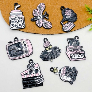 Crâne fantôme Charms Enamel Gothic Butterfly Charms TV <span class=keywords><strong>Telephone</strong></span> Music Black Charms for Jewelry Making Bracelets Earrings Necklace - Product Image 5