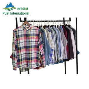 Abbigliamento all'ingrosso da Guangzhou: Camicie a maniche lunghe a righe da <span class=keywords><strong>uomo</strong></span>, vestibilità regolare, usate, in balle, per la vendita <span class=keywords><strong>online</strong></span> - Product Image 1
