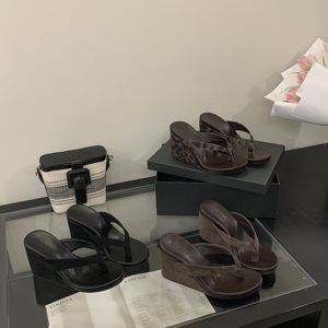 Sandales décontractées à talon compensé et bout rond pour femme 2025 – Tendance mode - Product Image 2