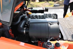 Montacargas Diésel <span class=keywords><strong>NOBLELIFT</strong></span> de 3 Toneladas con Tracción Delantera, Hidráulico, Nuevo, Todoterreno, Altura de Elevación de 6000 mm, Longitud de Horquilla de 1220 mm, 1 Año de Garantía, Directo de Fábrica - Product Image 3