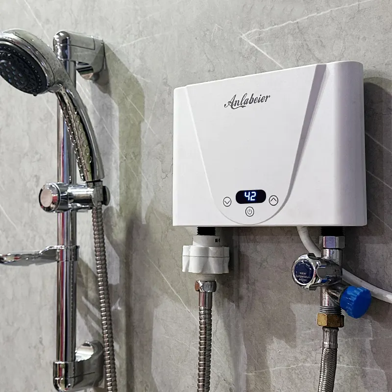 سخان مياه كهربائي ذو هيكل وبشدة 5200 وات 220 فولت بتقنية ABS للحمام وبدون خزان للفنادق والمنازل