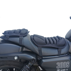 Cojín de Asiento 3D de Doble Cara para Motocicleta y Coche Eléctrico de Cuero Transpirable con Absorción de Impactos para Uso Universal en las Cuatro Estaciones - Product Image 3