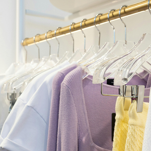 Sang Trọng Acrylic Chrome Móc Treo Tùy Chỉnh Quần Áo Đứng <span class=keywords><strong>Plexiglass</strong></span> Lucite Áo Móc Áo Quần Áo Giá Cho Áo Khoác/Váy - Product Image 4