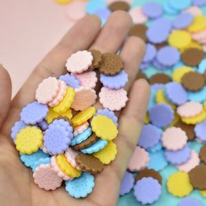 Cabujones de resina con diseño de galleta de colores, base plana, pequeños y redondos, simulación de alimentos, para slime, llaveros, manualidades y decoración - Product Image 2