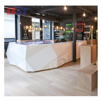 Comptoir de bar à sushi personnalisé en surface solide blanche, forme diamant, design luxueux