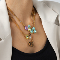 Collier en acier inoxydable plaqué or 18 carats PVD H&C avec pendentif trois pierres en zircon cubique coloré, chaîne délicate, bijoux pour femmes