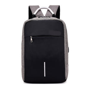 Mochila Antirrobo de Moda Personalizada, Mochila Impermeable para Portátil Negra con Puerto de Carga USB - Product Image 2