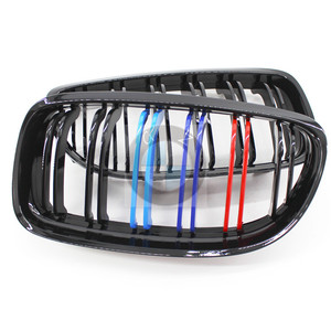 กระจังหน้า BMW E90 LCI สีดำเงา ลายเส้นคู่ รุ่น M วัสดุ ABS พลาสติก รหัส 51137201969 - Product Image 2