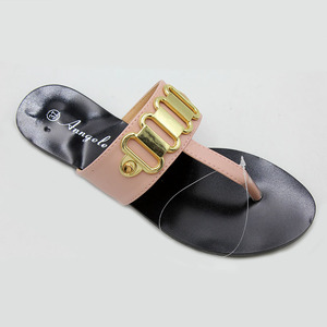 Sandales plates d'été grande taille pour femmes, sandales dorées en métal, sandales d'extérieur couleur unie, sandales pour femmes - Product Image 2