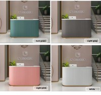 Comptoir d'accueil moderne et simple en bois courbé, style luxe léger, idéal pour les magasins de vêtements, les bureaux et les bars à domicile - Vente chaude