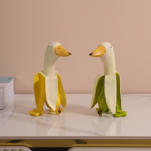 Ornement en résine Master Gu Duckyou, canard avec le doigt d'honneur, décoration d'intérieur, cadeau artisanal - Product Image 4