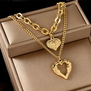 Collier pendentif personnalisé en acier inoxydable de qualité supérieure, plaqué or 18 carats, avec perles, cœur et papillon, pour femme, collier médaillon multicouche, cadeau - Product Image 3