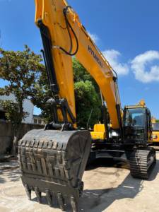 Excavadora de Orugas Hyundai 305LC-9T de 30 Toneladas, 95% Nueva, Original, con Rendimiento Perfecto para Obras de Movimiento de Tierras, en Venta - Product Image 4