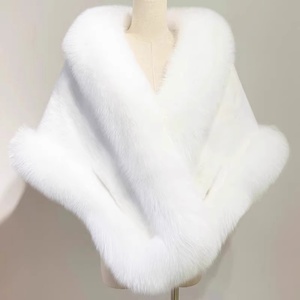 Abrigo de Invierno de Moda Nueva, Chaqueta Gruesa con Pelo de Zorro y Visón, Capa Cálida Corta Tipo Cheongsam - Product Image 2