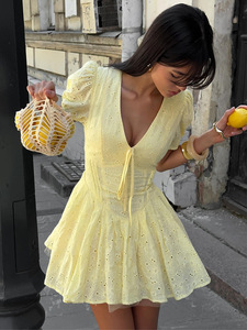 Mini Abito Giallo in Pizzo <span class=keywords><strong>da</strong></span> Donna, Scollo a V, Maniche Corte, Elegante, Aderente, Vestito <span class=keywords><strong>da</strong></span> <span class=keywords><strong>Sera</strong></span> per Donna - Product Image 4