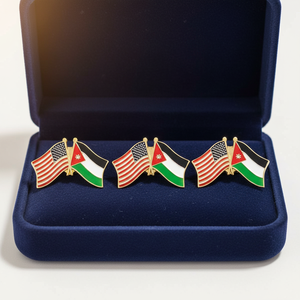 GREPAS GIFTS Épinglette de revers 1,25 pouce avec drapeaux croisés des États-Unis et de la Jordanie - Product Image 1