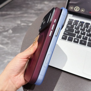เคสโทรศัพท์แม่เหล็กแบบด้านคุณภาพสูงสำหรับ iPhone 18 17 Pro Max พร้อมกรอบกล้องโลหะ ปุ่ม AI ป้องกันแรงกระแทก - Product Image 3