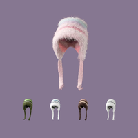 Vente en gros de nouveaux chapeaux tricotés décontractés personnalisés avec patch et logo en fausse fourrure baggy épais et chaud unisexe arcs rayés à carreaux bicolores en acrylique